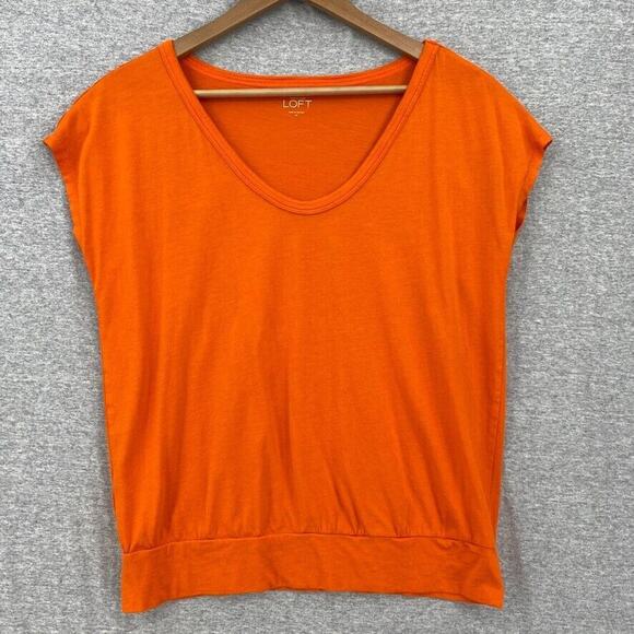 Loft Shirt Womens Medium Orange Tee Short Sleeve Scoop Neck Band Hem - Picture 1 of 10